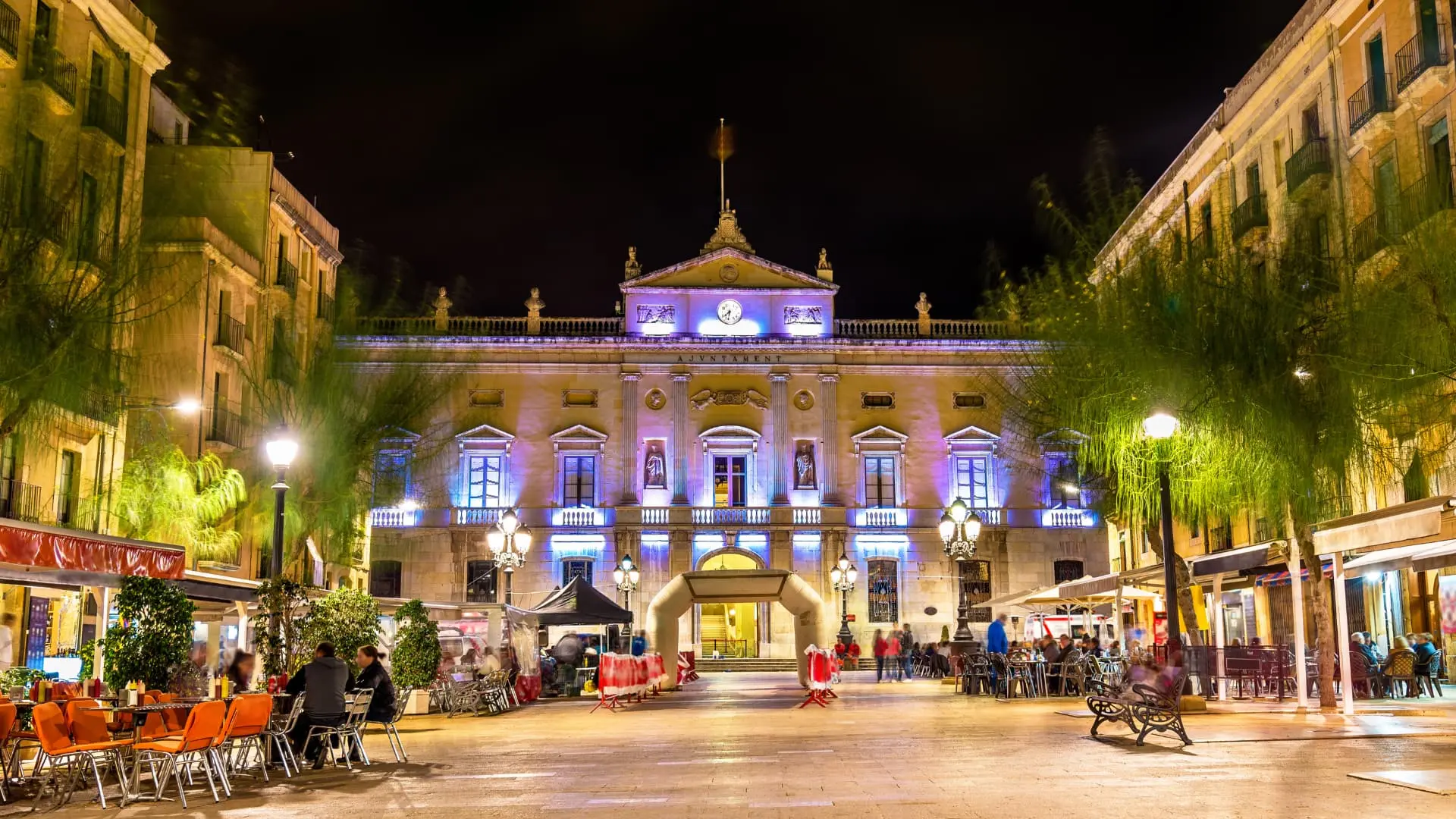 PLAÇA DE LA FONT TARRAGONA Unik Vacation